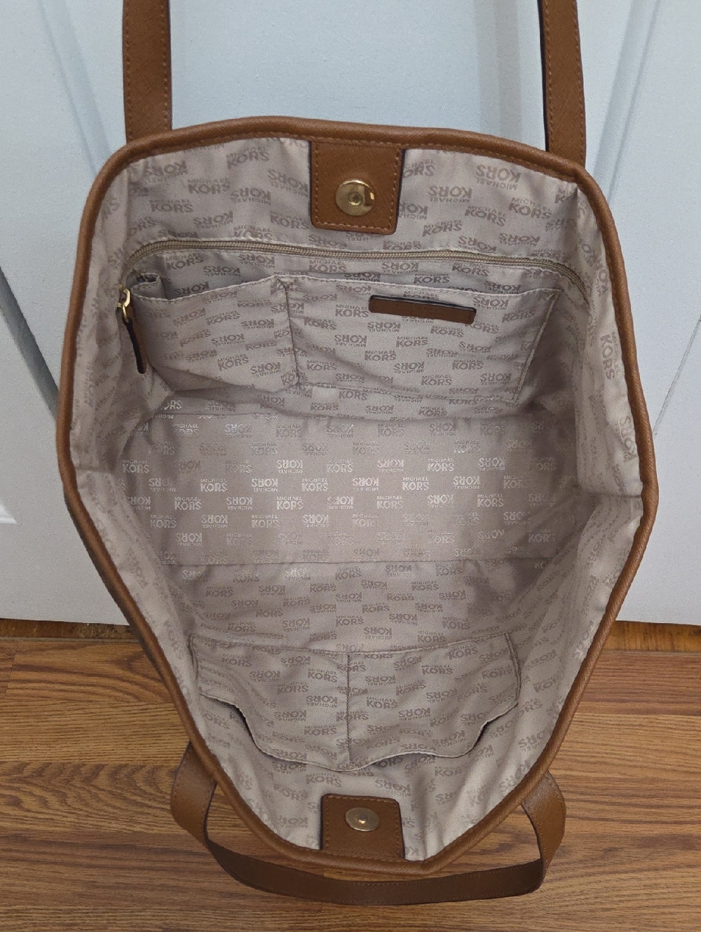 Michael Kors Jet Set Travel Medium MK Signature PVC Leather Tote Bag Brown - Picture 4 of 9